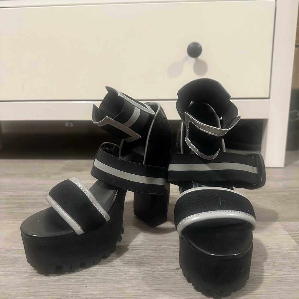 Stylish Black and Gray Shoes